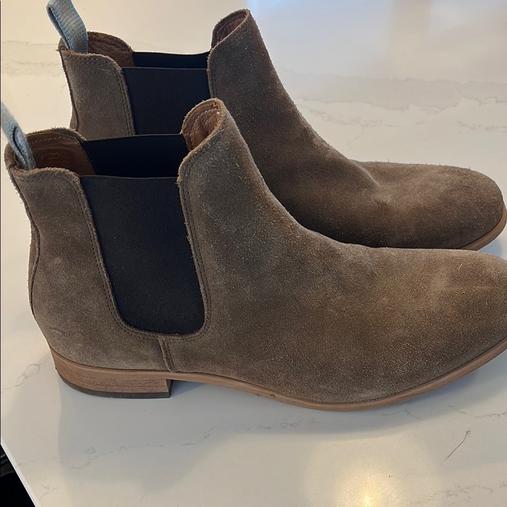 Men's Brown Suede Chelsea Boots
